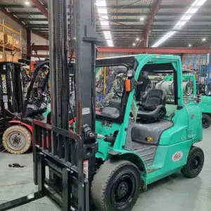 Mitsubishi FG45 4.5 Tonne LPG Forklift.
