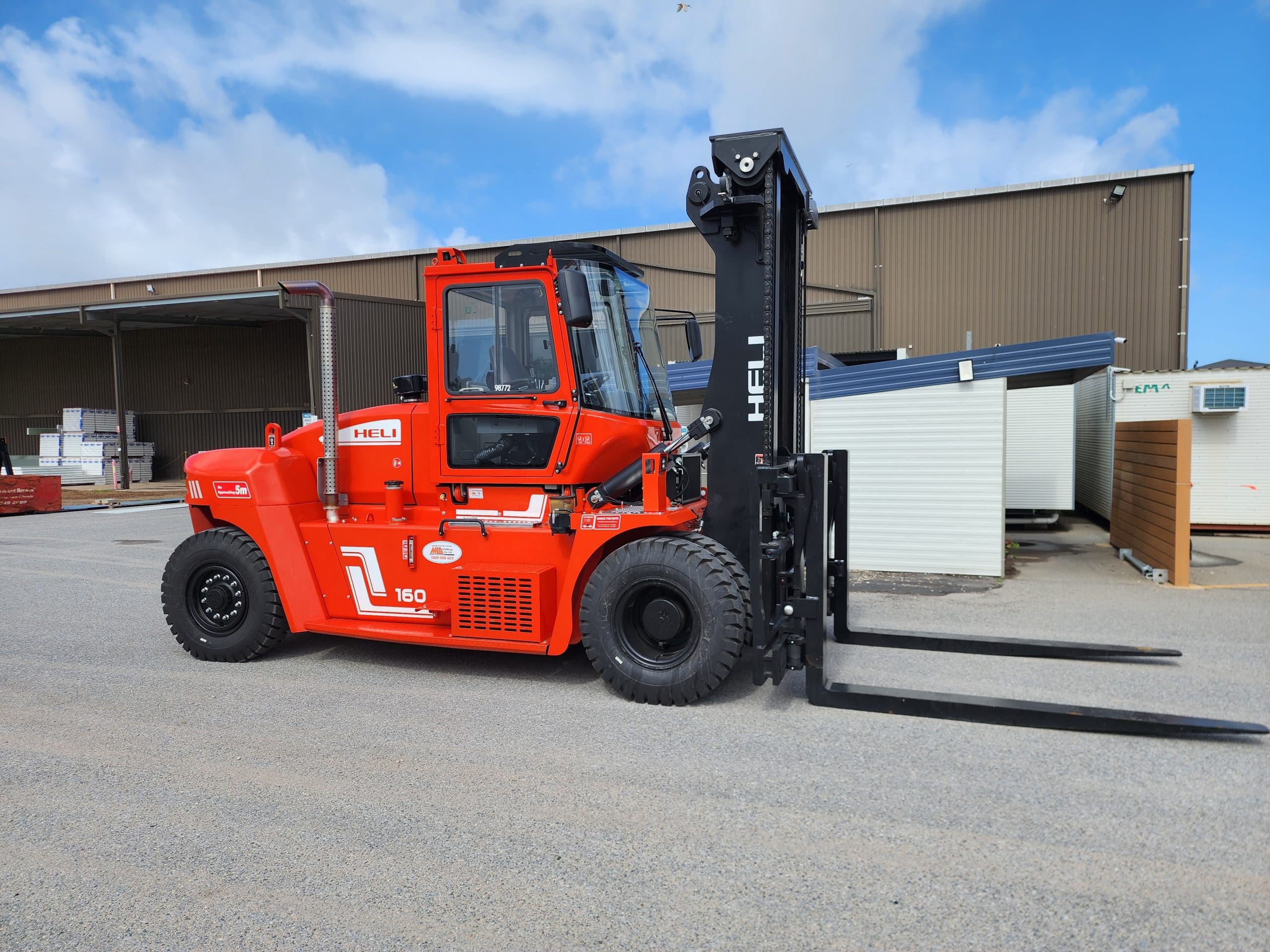 Heavy Capacity Forklifts | MLA Complete Forklift Solutions