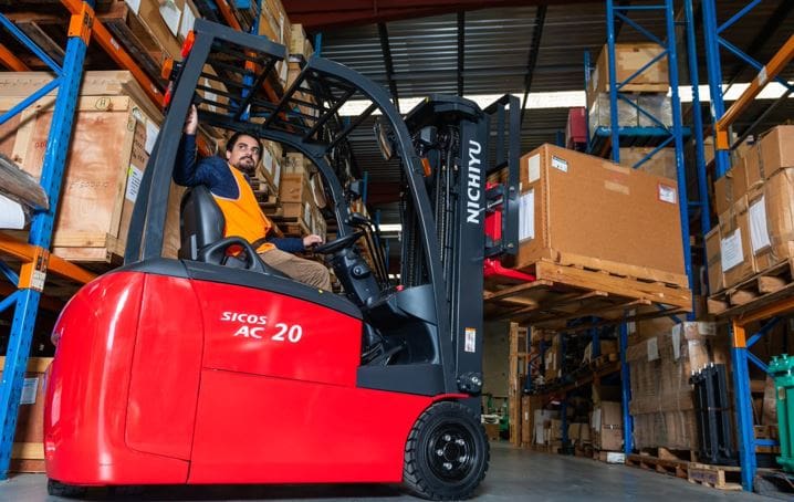 Nichiyu Electric 3 Wheel Counterbalance Forklift