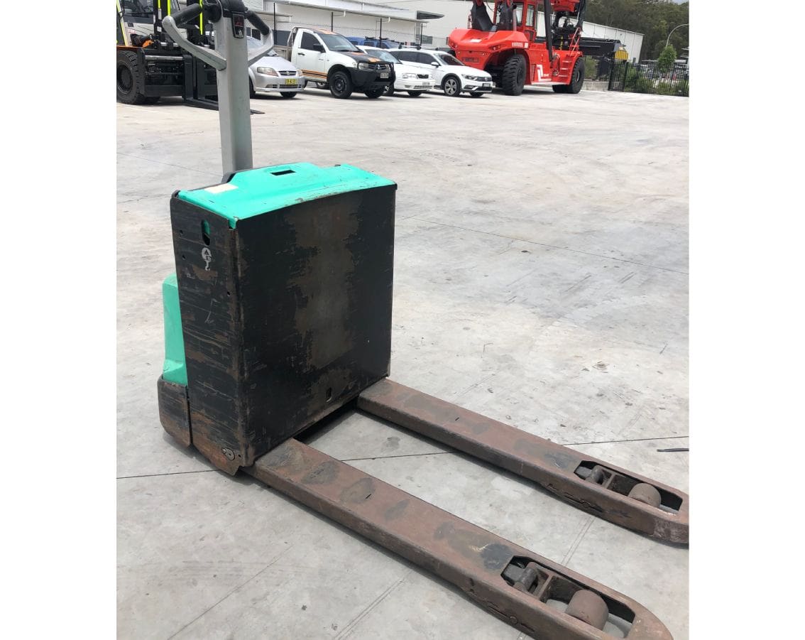 Good Condition Mitsubishi Electric Pallet Jack for Sale image 2