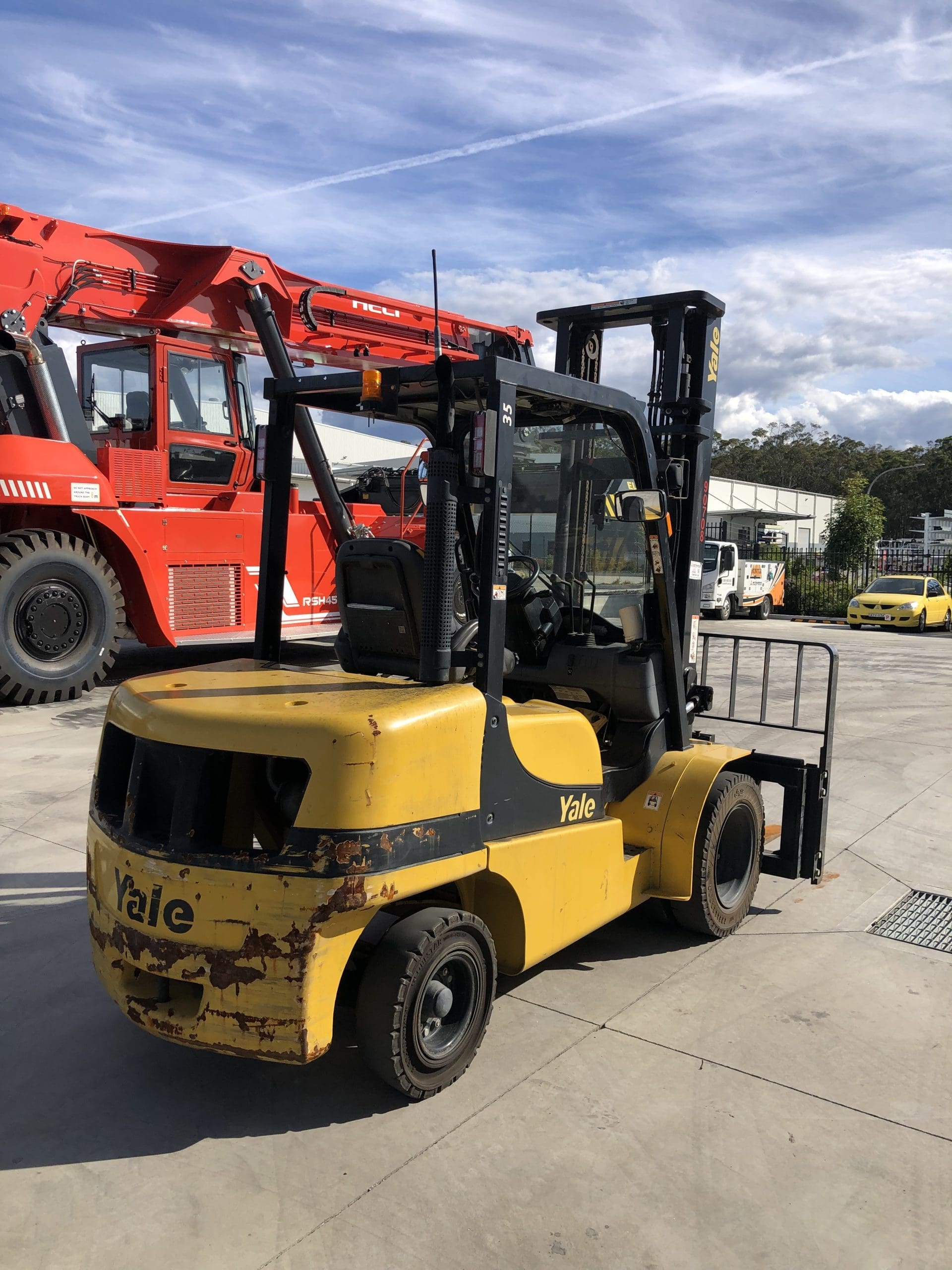 Used Yale 3.5T Forklift for Sale image 3