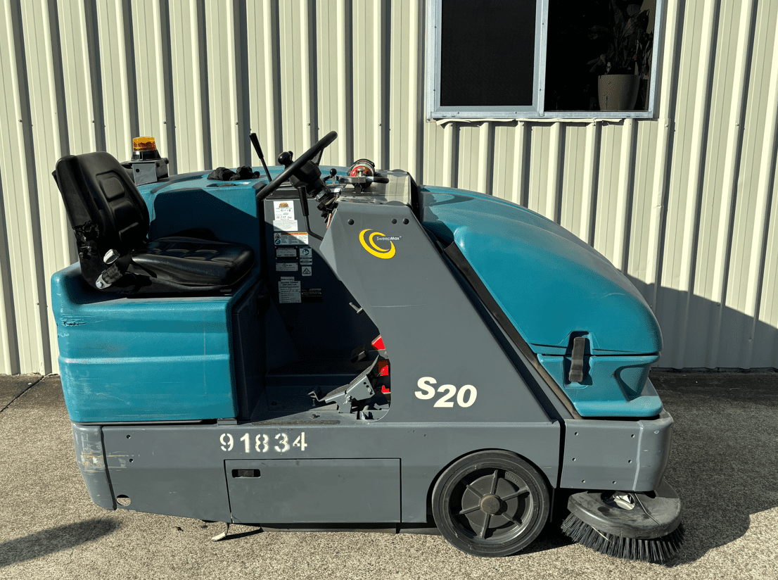Very Clean Tennant S20 Sweeper Forklift for Sale image 3