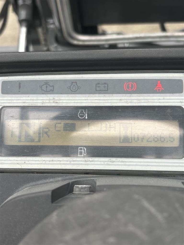 Awesome Fully Refurbished Nissan Forklift for Sale image 4