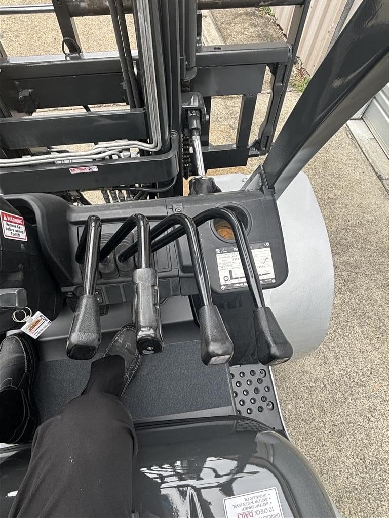 Awesome Fully Refurbished Nissan Forklift for Sale image 5