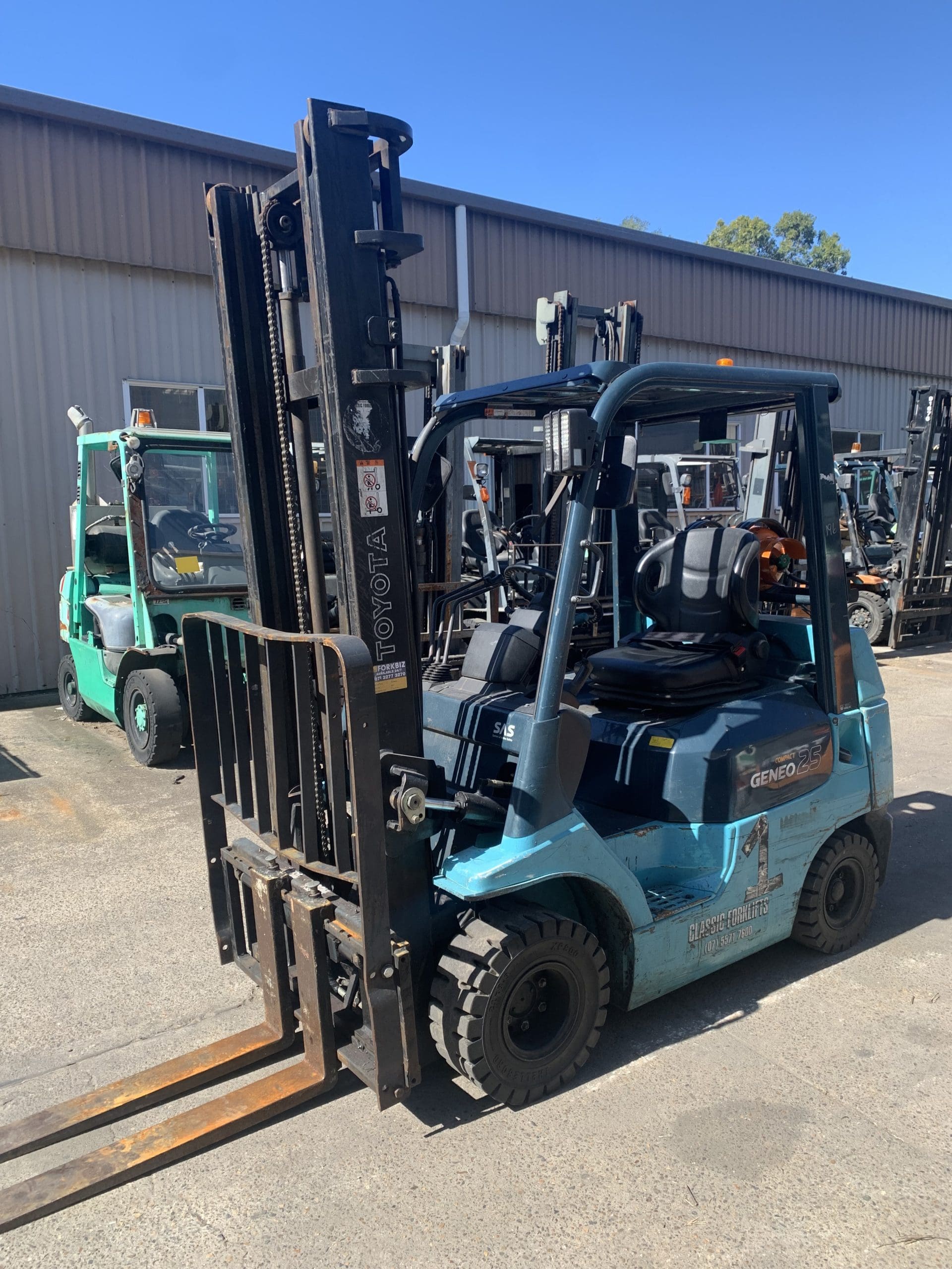 Toyota 42-7FGK25 Compact LPG Forklift for Sale image 6