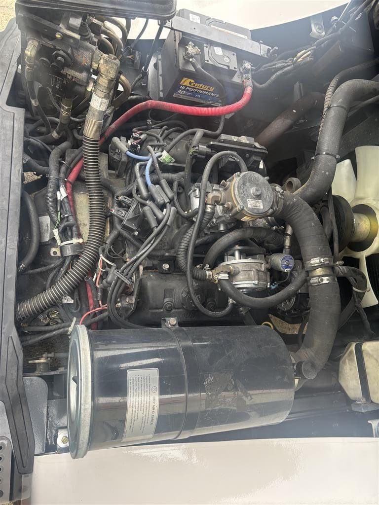 Refurbished 4T Forklift for Sale image 8