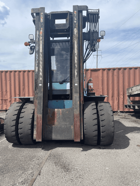 Used 16T Diesel Omega Forklift image 2
